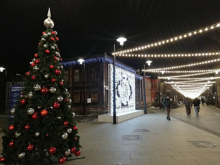 Тюмень в ожидании Нового года и снега