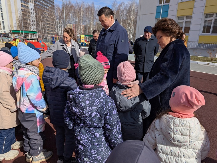 Настоящее «Счастливое детство»: депутаты Тюменской гордумы оценили корпуса детского сада №50