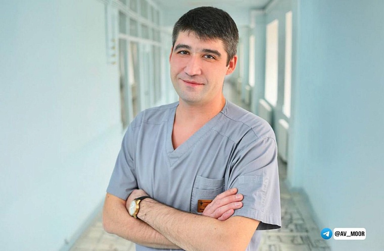 Александр Моор: низкий поклон всем врачам, фельдшерам, медсестрам и санитаркам