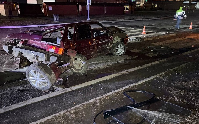 В Тобольске после гибели 17-летней девушки в ДТП возбуждено уголовное дело против водителя