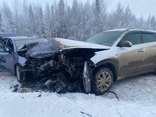 ГАИ: В Уватском округе обострилась аварийная обстановка на автодороге Тюмень - Ханты-Мансийск