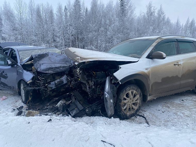 ГАИ: В Уватском округе обострилась аварийная обстановка на автодороге Тюмень - Ханты-Мансийск