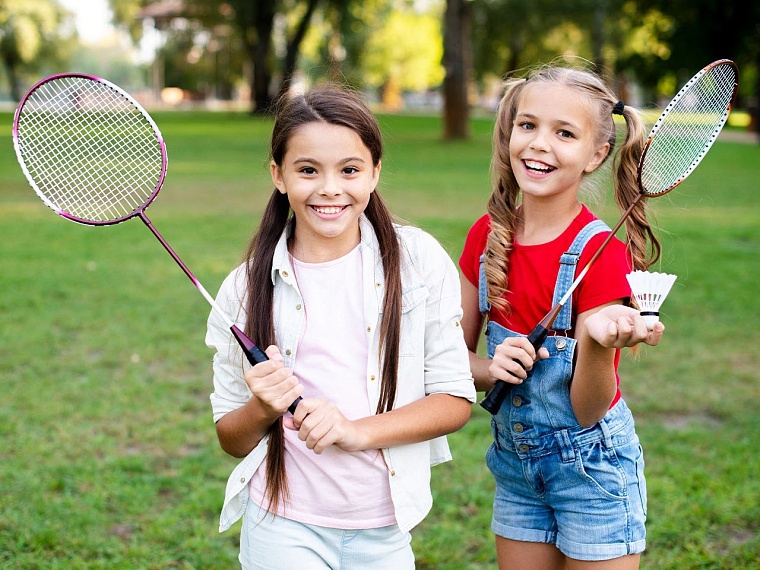 12 идей чем занять ребенка летом