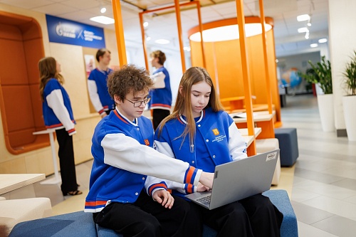 Тюменских школьников наградят формой как у олимпийской сборной за успехи в учебе