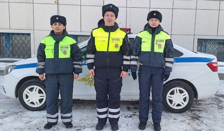 Тобольские врачи спасли водителя с инсультом