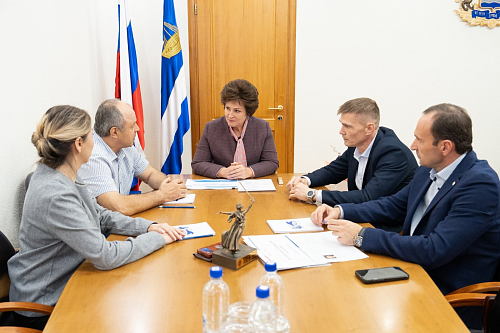 Светлана Иванова: Стажировка в гордуме станет для участников "Боевого кадрового резерва" ценным опытом