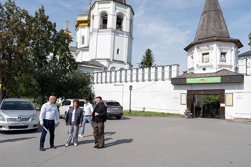 Светлана Иванова проконтролировала исполнение наказов