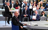 «Селедка под шубой» или «Оливье»? Владимир Путин ответил на вопрос о новогодних салатах