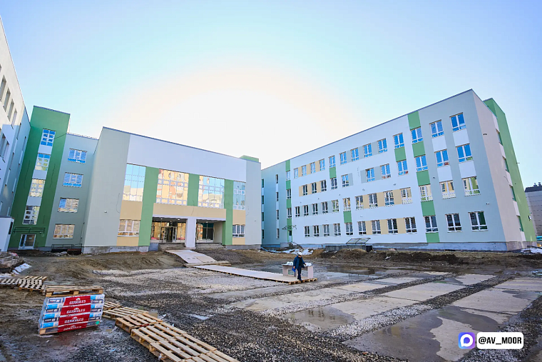 Александр Моор: Школа в микрорайоне Ямальский-1 в Тюмени готова на 80%