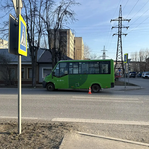 В Тюмени маршрутка сбила 12-летнего велосипедиста