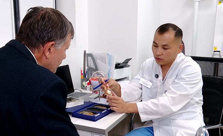 Идеальное зрение за 15 минут: тюменский «ГлазЦентр» вернет четкость взгляда даже после 40 лет