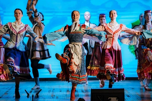 Тюменцев приглашают к участию в юбилейном фестивале «Радуга»