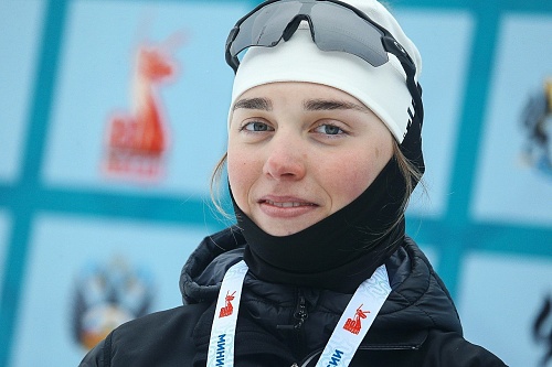 Александр Моор поздравил молодую биатлонистку Маргариту Болдыреву с первой победой