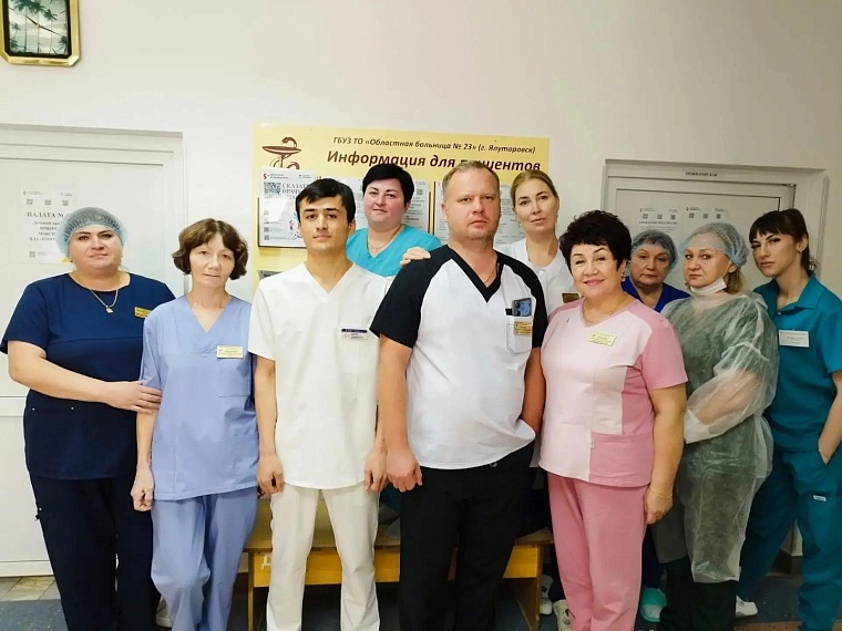 Тюменец три дня провел в реанимации после укуса змеи