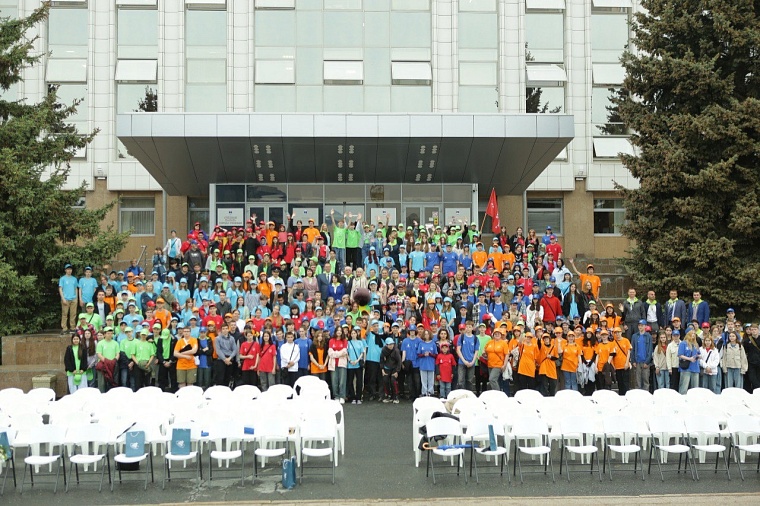 В Тюмени откроется онлайн-запись на первую смену «Отрядов мэра»