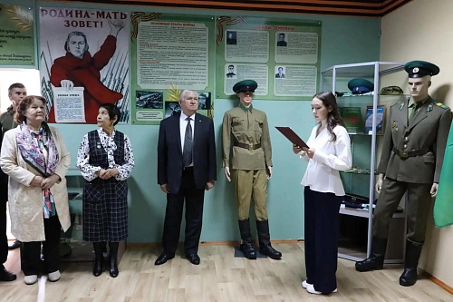После личного приема у губернатора Тюменской области в селе Аслана открылся музей