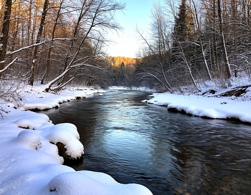 Народные приметы на 12 декабря: на Парамона земля каменеет, а речка стынет