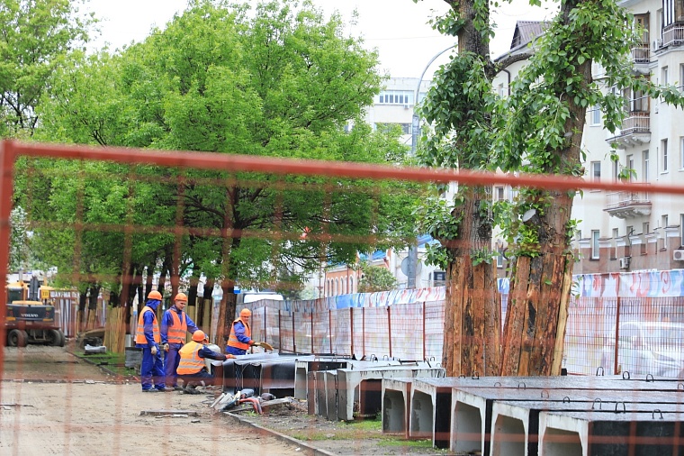 На Цветном бульваре в Тюмени меняют теплосети