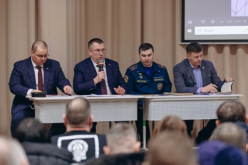 Собственникам гаражей в тюменском кооперативе сообщили о разрушениях после хлопка газа