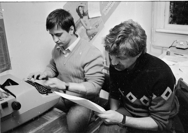 «Мы несли правду, которой тогда еще было недостаточно»: журналист Анатолий Костров — о работе в «Тюменском комсомольце» в эпоху перестройки