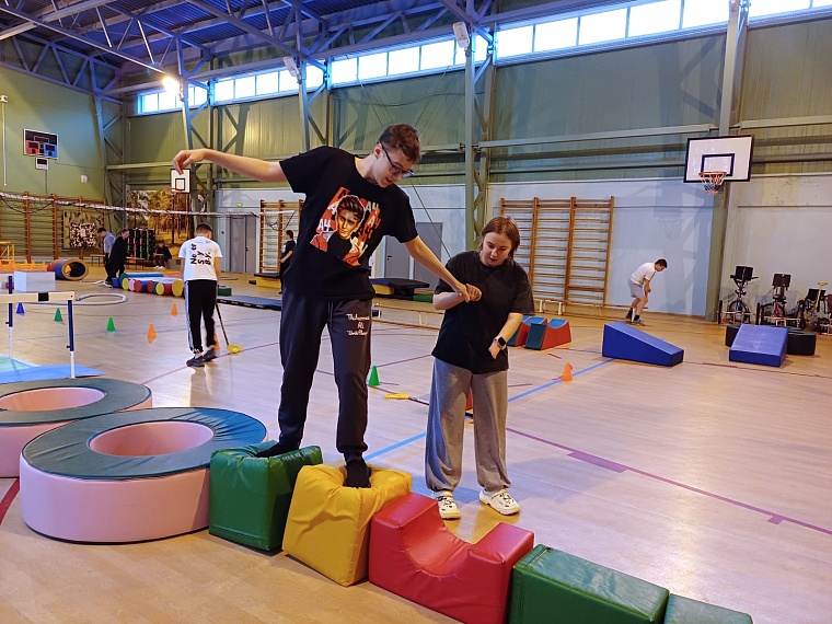 В тюменском «Роднике» дети поправляют здоровье и развивают свои творческие, спортивные и интеллектуальные способности