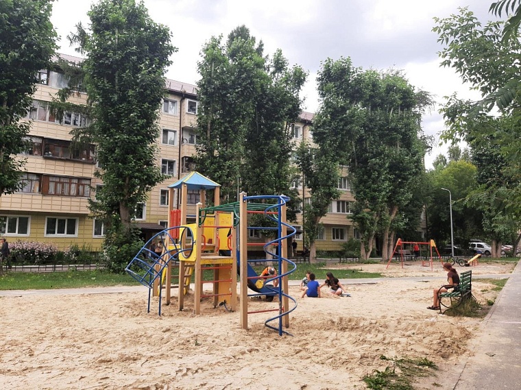 Тюменские депутаты помогают решать вопросы благоустройства