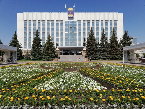 К 440-летнию Тюмени на клумбах появятся узоры наличников из цветов