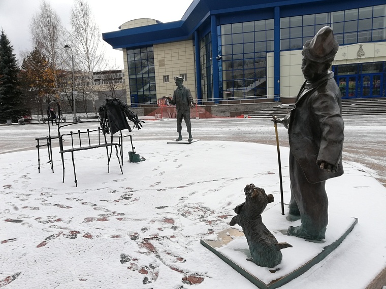 В Тюмени на три дня прогнозируют сильный ветер, снег и гололедицу