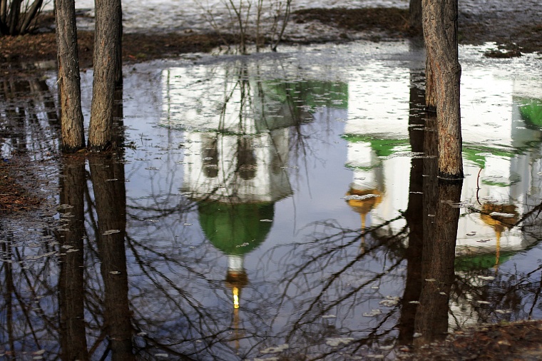 Народные приметы на 21 апреля: туман и пасмурное небо - к плохому лету