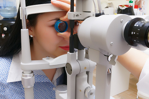 Ишимские офтальмологи призвали в помощь ультразвук