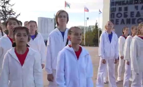 Тюменские школьники выпустили клип на песню «Донбасс за нами»