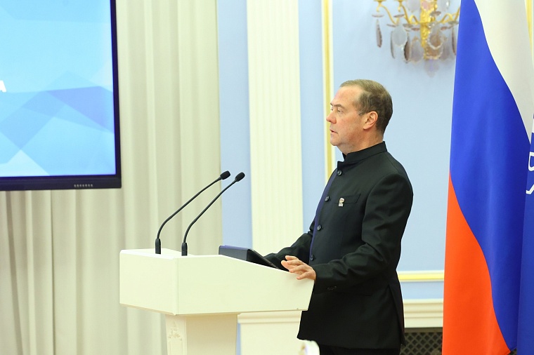 Герои РФ и участники СВО вошли в экспертный совет «Единой России» по подготовке народной программы