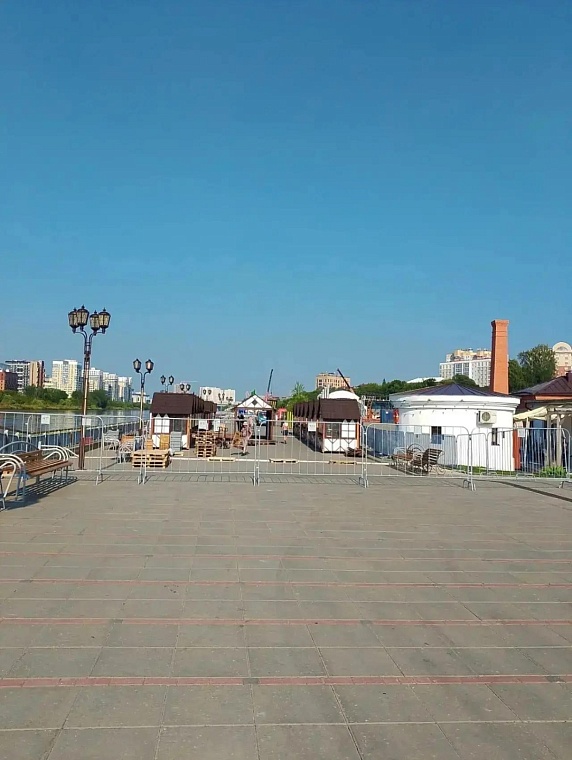В Тюмени ограничили доступ на второй ярус набережной Туры