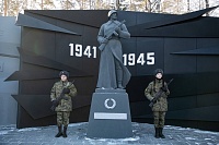 Александр Моор поддержал инициативу по созданию мемориала «Оружие Победы» в Заводоуковске
