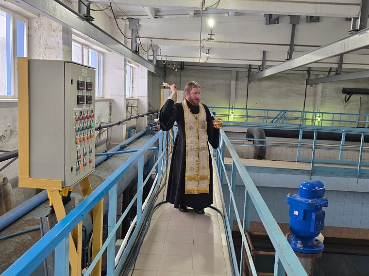 Тюменцы могут набрать крещенской воды из водопровода