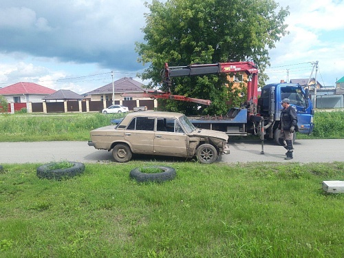 Подросток из Ембаево купил автомобиль и разъезжал по деревне без прав