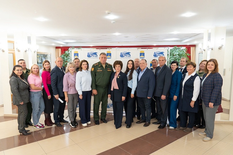 В городской думе появился Совет трудовых коллективов, включенных в Книгу Почета Тюмени