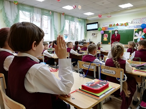 Как в Тюменской области подключиться к «Электронной школе» родителям первоклассников