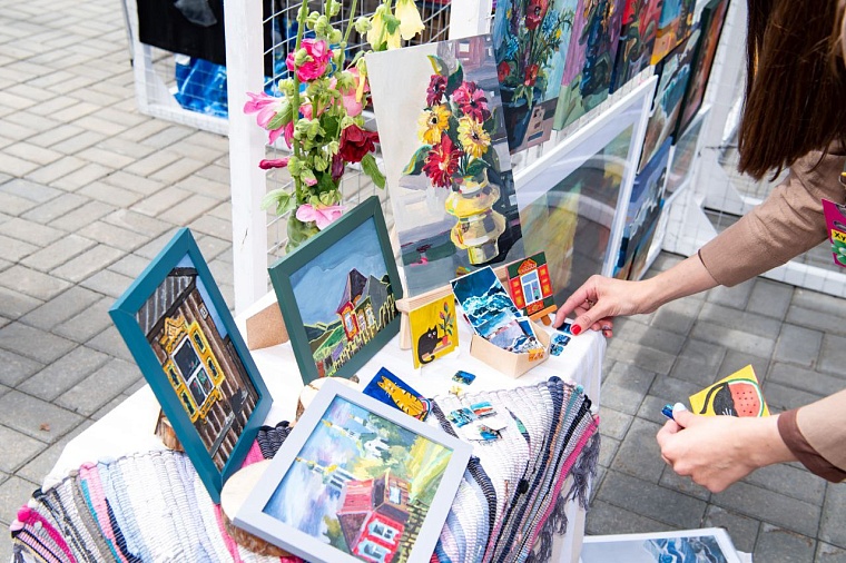 Фестиваль «Артчоус» представит работы молодых художников со всей России