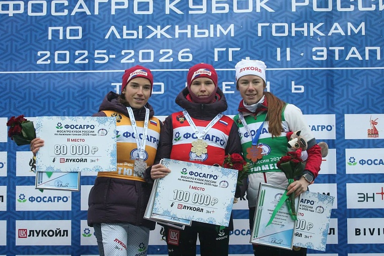 Александр Моор поздравил спортсменов с первыми медалями второго этапа Кубка России по лыжным гонкам