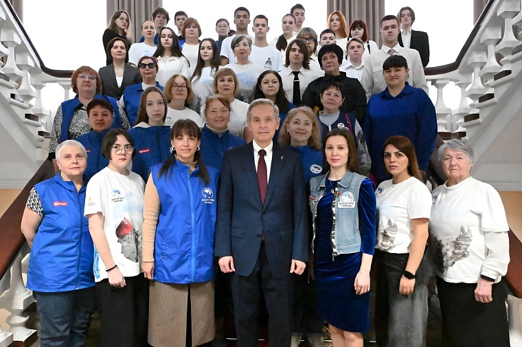 Тюменские "Волонтеры Победы" присоединятся к проведению уроков "Разговоры о важном"