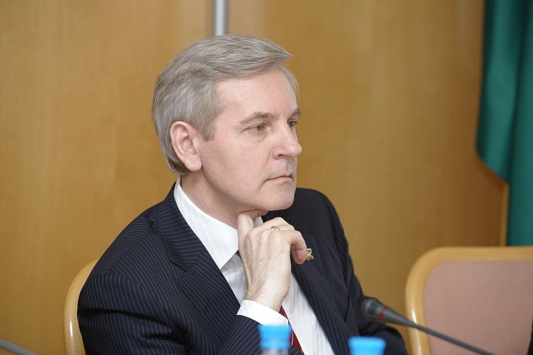 Андрей Артюхов о послании: Губернатор уделил большое внимание развитию образования и науки