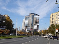 Улица Осипенко, в этом районе находился механический завод С. Котельникова