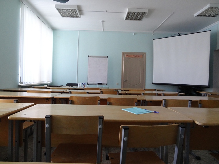 В Тюмени профессора вуза уволили за подложную справку об отсутствии судимостей