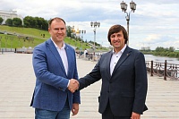 Максим Афанасьев поздравил нового главу Тобольска с избранием