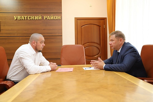 Работу администрации Уватского района изучит участник "Боевого кадрового резерва"