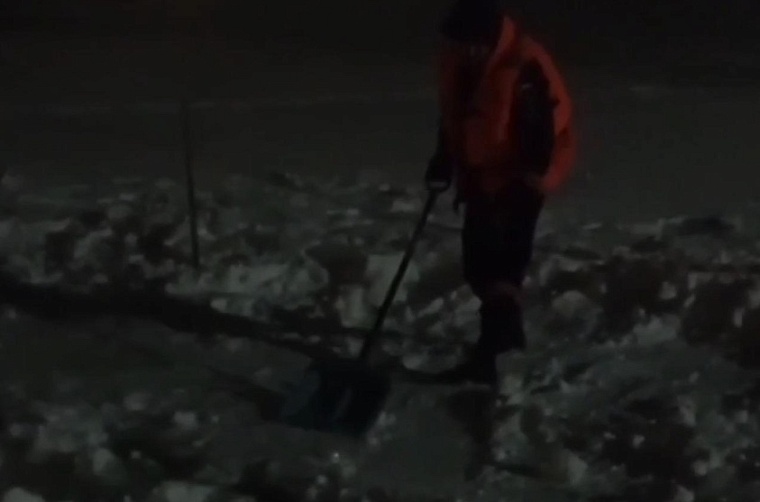 В Новосибирске спасатели закрыли опасную купель