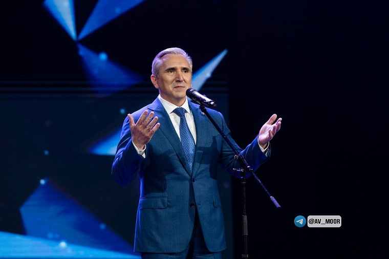 Александр Моор - на втором месте в медиарейтинге губернаторов УрФО