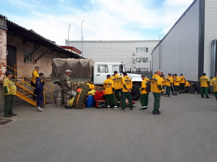 Тюменские десантники отправились в Бурятию на помощь в тушении лесных пожаров