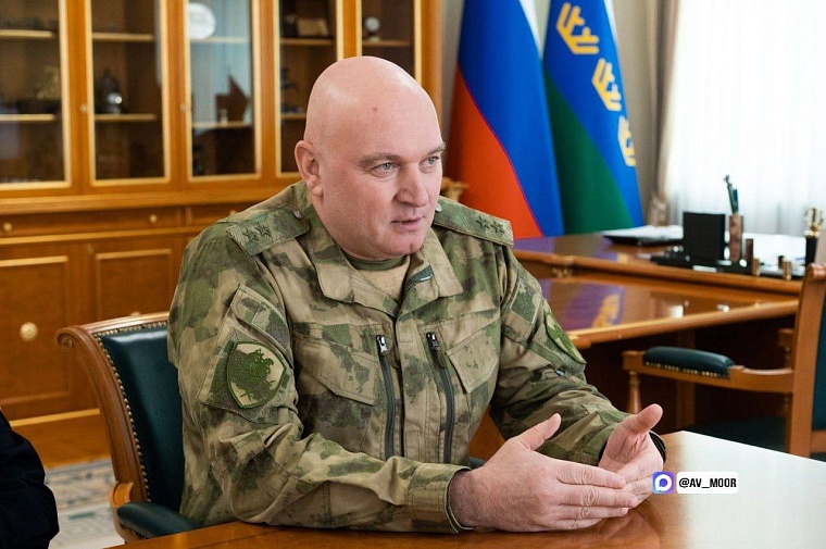 Александр Моор встретился с командующим Уральским округом войск нацгвардии